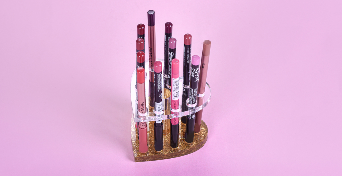 Plastic makeup organizer