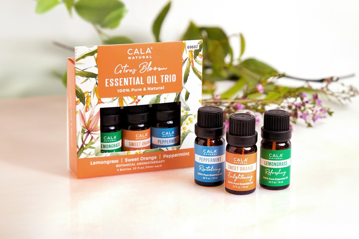 Lavender and citrus aromatherapy oils for calming and body renewal