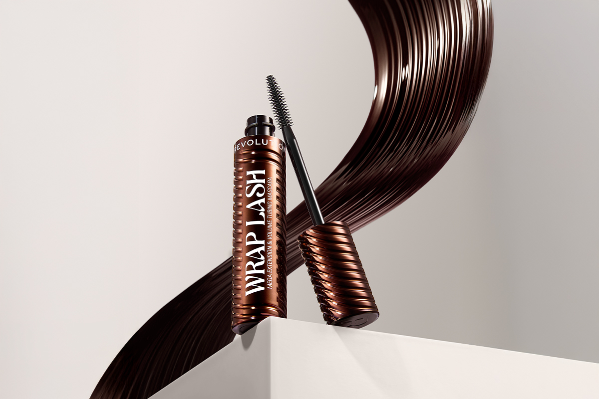 Makeup Revolution Wrap Lash coloured mascara with tubing technology
