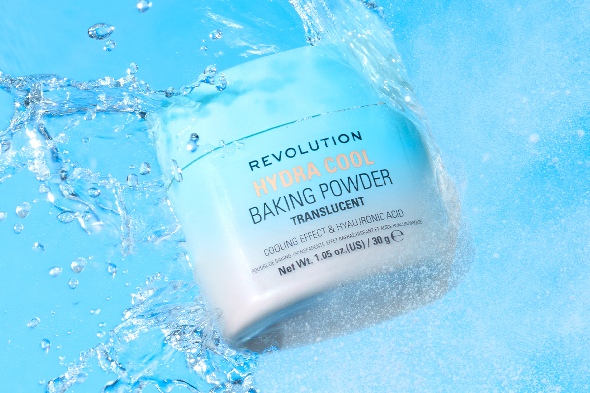 Hydra Cool loose setting powder helps makeup look smooth and long-lasting