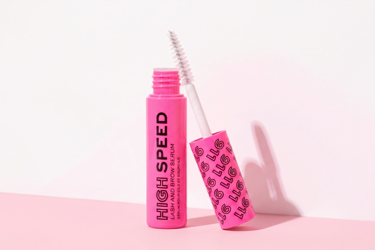 Relove serum za rast trepavica čini da trepavice izgledaju duže i gušće 