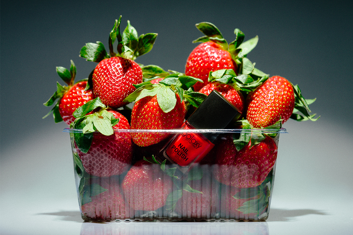 Berry nails are the new spring trend