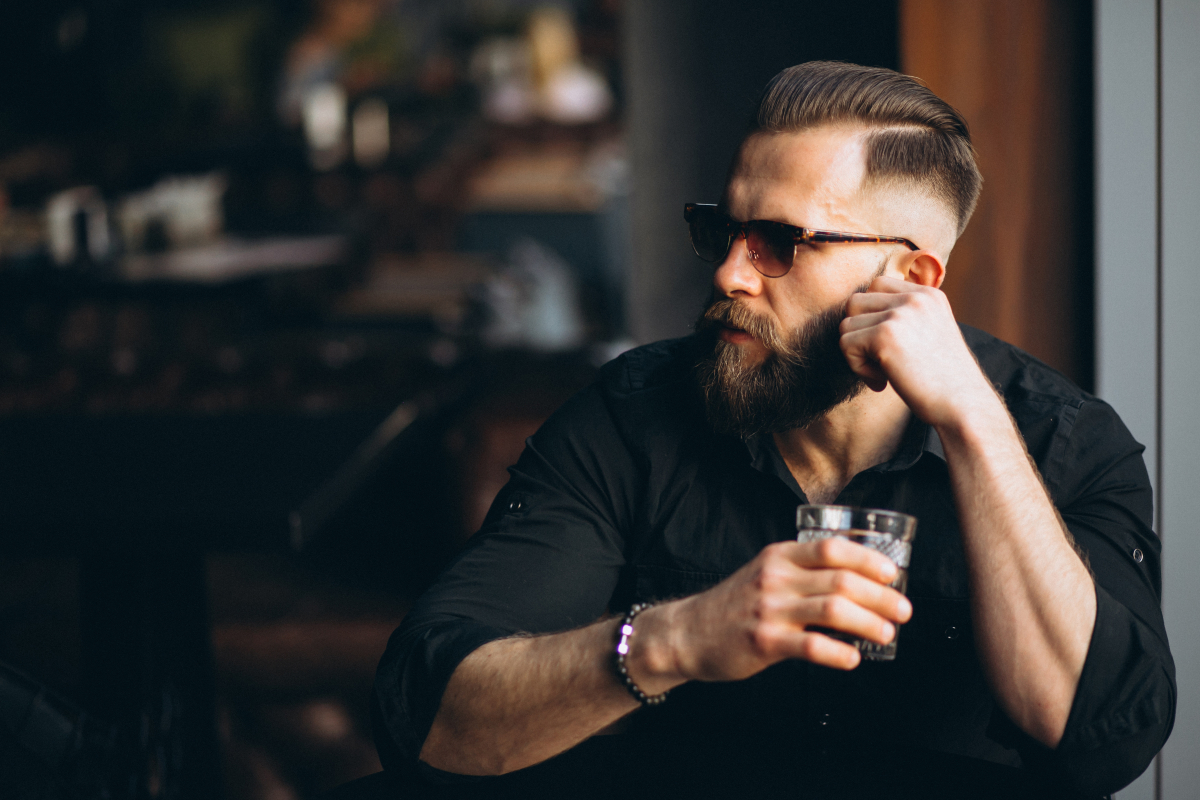 Beard trimmer