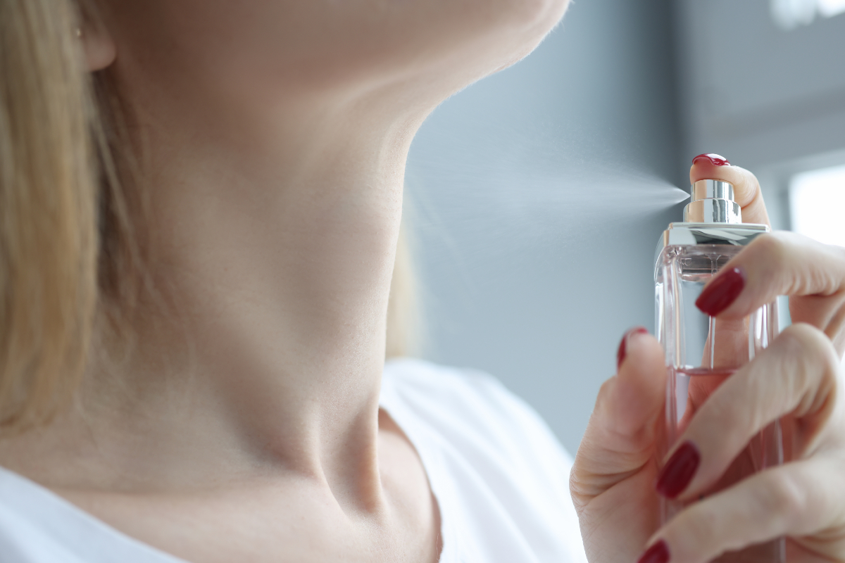 Kako se pravilno nanosi parfem