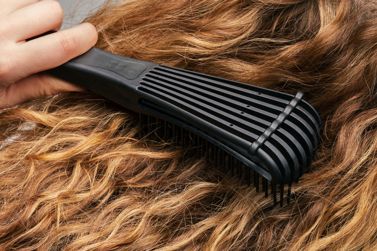 Curly hair brush
